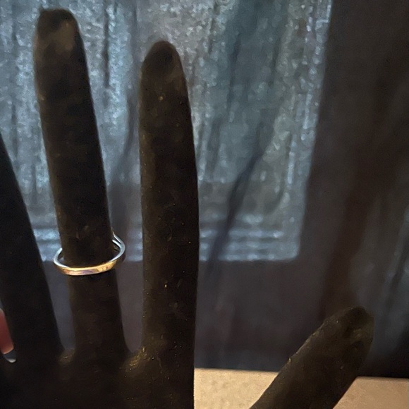 Avon Sterling Silver January Garnet Ring Size 5 - Picture 9 of 15